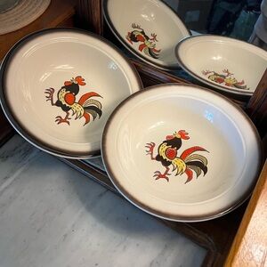 METLOX Vintage Poppytrail "Red Rooster" Set‎ of 2, 10-Inch Diameter Bowls Brown